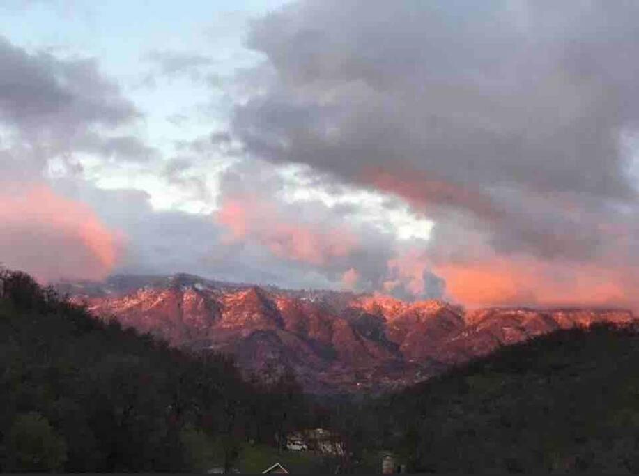 Waxberry Getaway Sequoia/Kings Canyon National Pks Yokuts Valley  Exterior photo