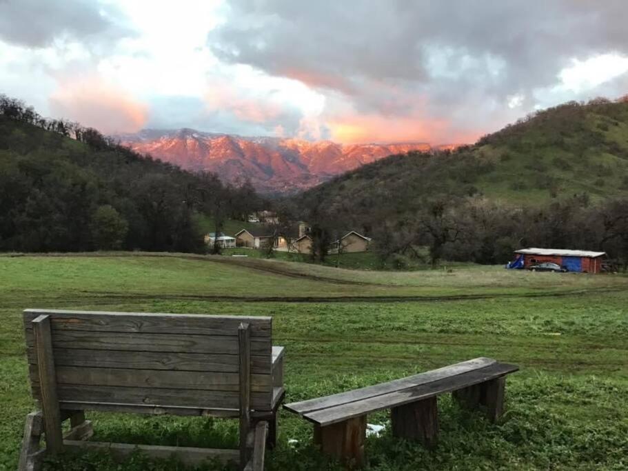 Waxberry Getaway Sequoia/Kings Canyon National Pks Yokuts Valley  Exterior photo