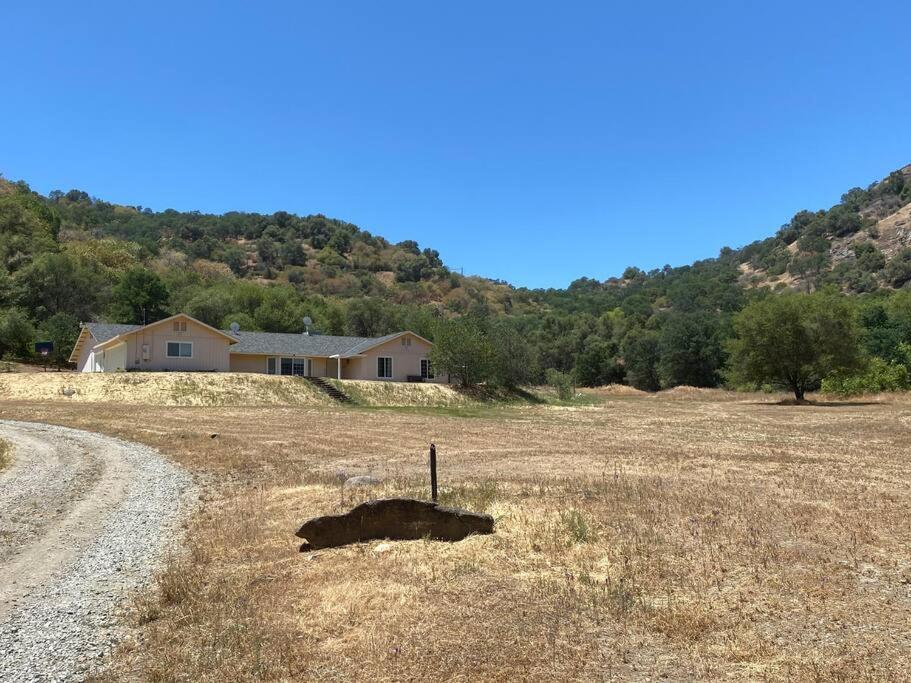 Waxberry Getaway Sequoia/Kings Canyon National Pks Yokuts Valley  Exterior photo